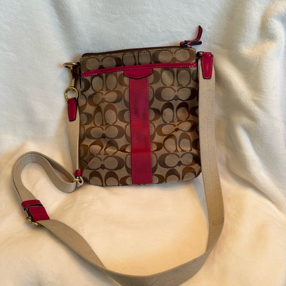 Coach purse - Picture 1 of 1